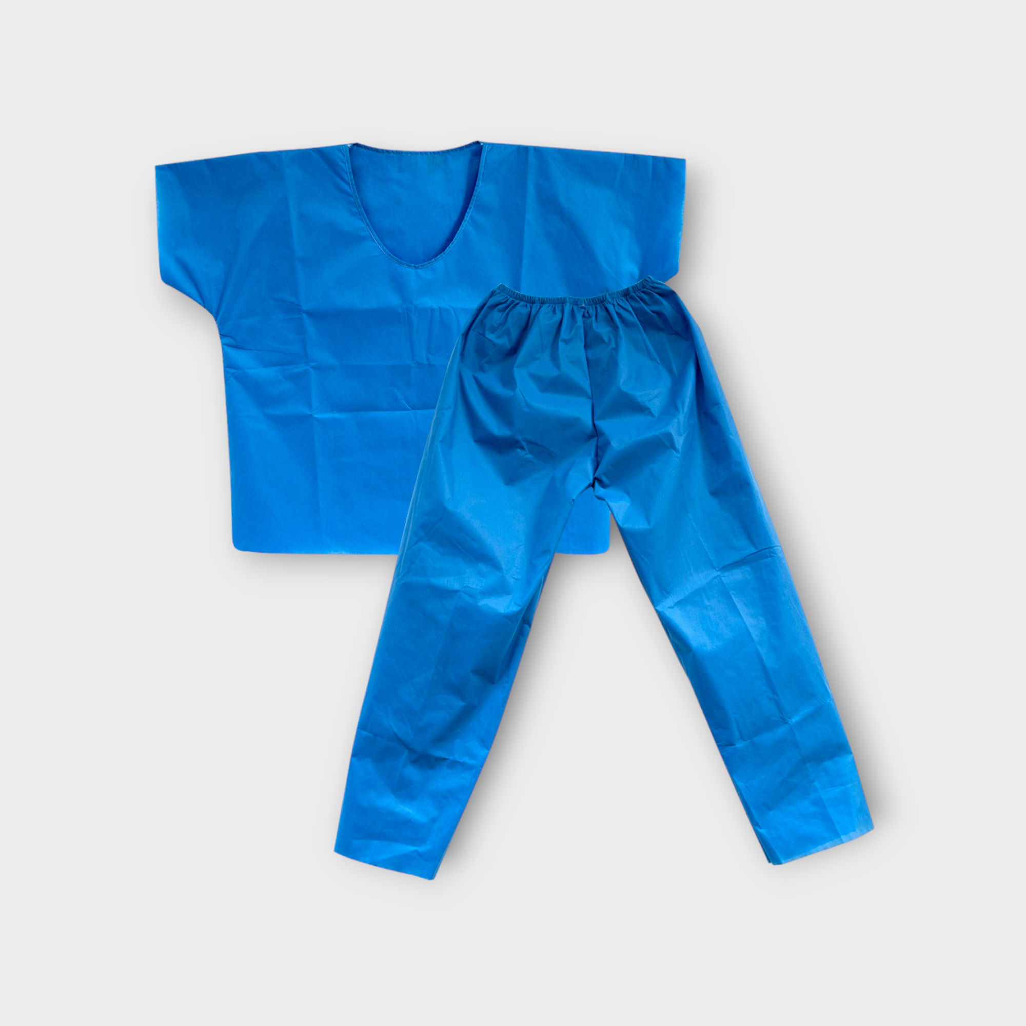Uniforme quirúrgico :1 filipina 35 gr, 1 pantalón 35gr